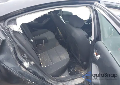 2017 Kia Forte Lx z USA, uszkodzony, nr VIN 3KPFK4A71HE087952